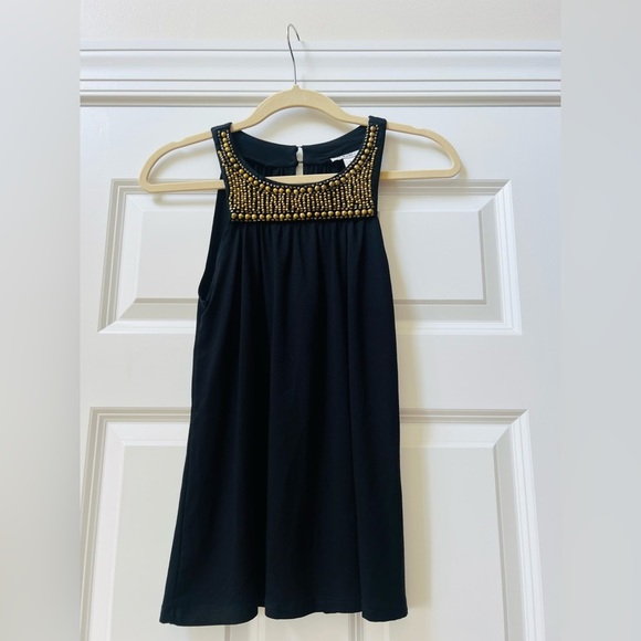Beautiful Cache size small black sleeveless top with beading - Picture 1 of 4